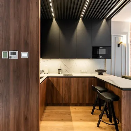 Shellter Premium Przy Plazy *