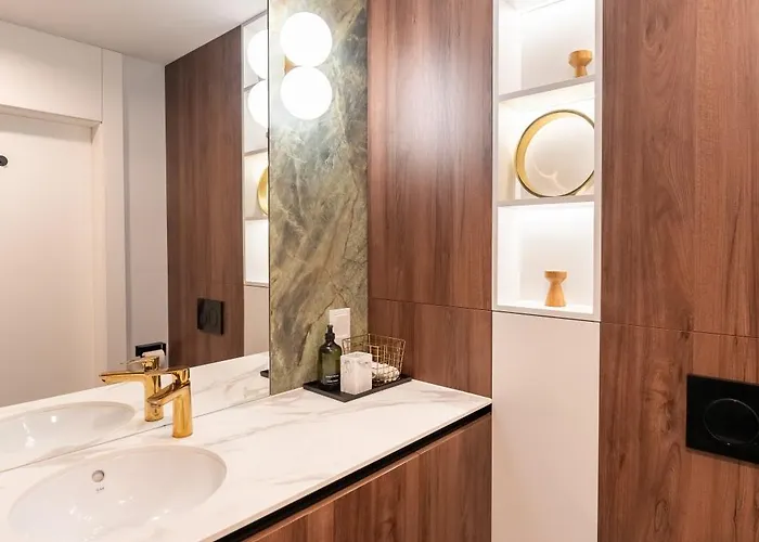 Shellter Premium Przy Plazy *