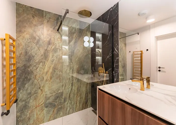 Shellter Premium Przy Plazy Apartment